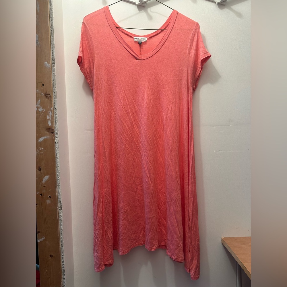 Elegant Coral V-Neck Midi Dress